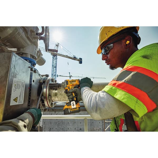 20V MAX XR Cordless Automotive 2 Tool Combo Kit with (1) 1/2 in.. (1) 3/8 in. Impact Wrench and (1) 5.0Ah Battery