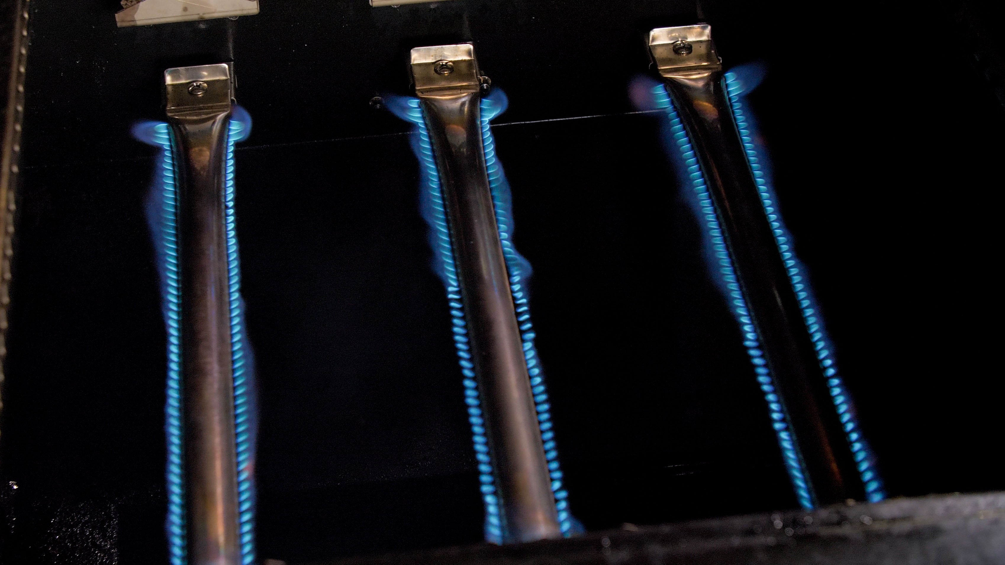 Boss Platinum KC Combo. Wi-Fi? and Bluetooth? Wood Pellet and Gas Grill